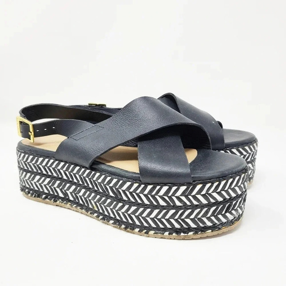 Kaanas Metalik Ada Crossover Platform Wedge Sandal - Picture 1 of 6